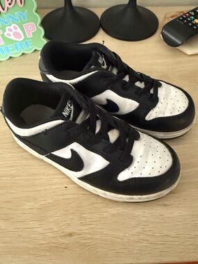 Nike Kids Black and White Low-Top Sneakers